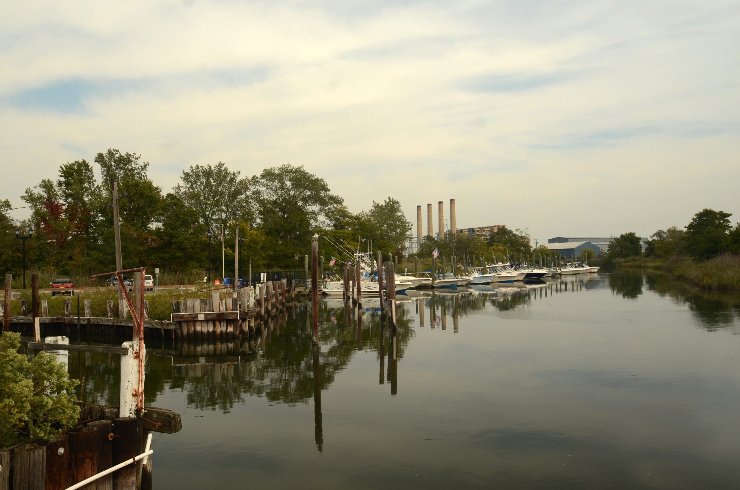 BOATS ON THE SEA WARREN MARINA, NJ