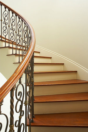 slideshow_990653_staircase